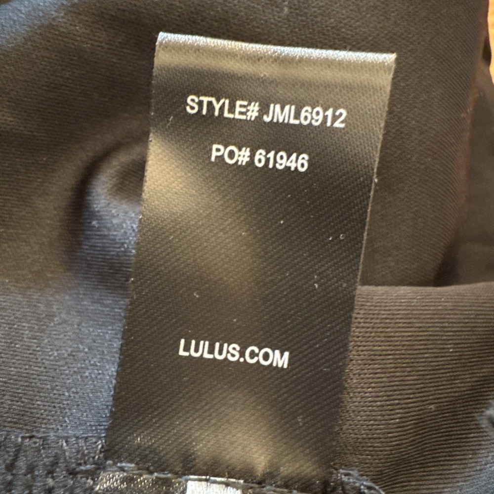 NWT Lulus A Fine Romance Black Lace Sheath Dress L Feminine Cocktail Party LBD - Picture 6 of 9